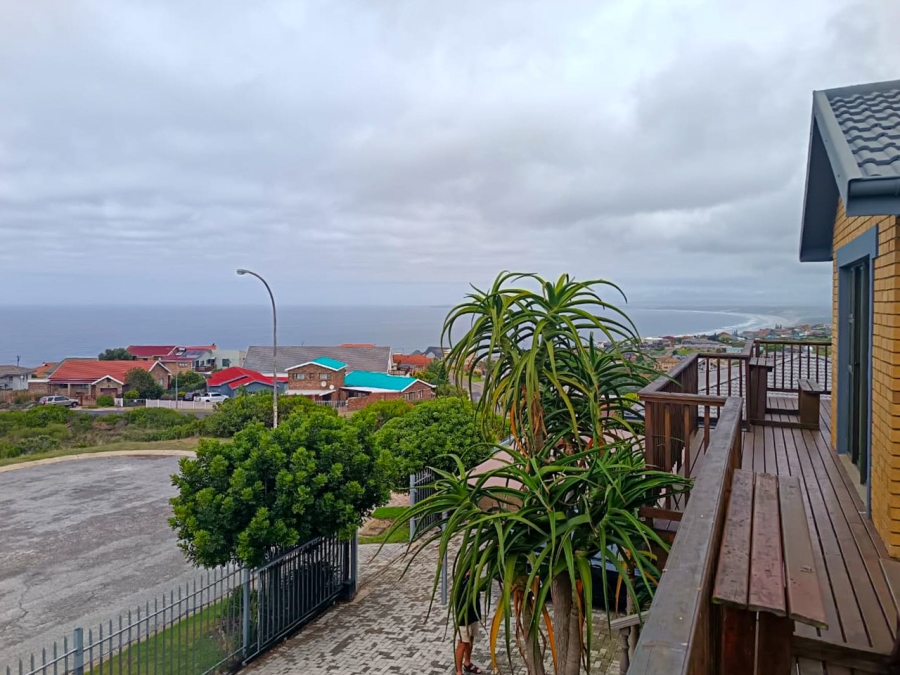 7 Bedroom Property for Sale in Dana Bay Western Cape